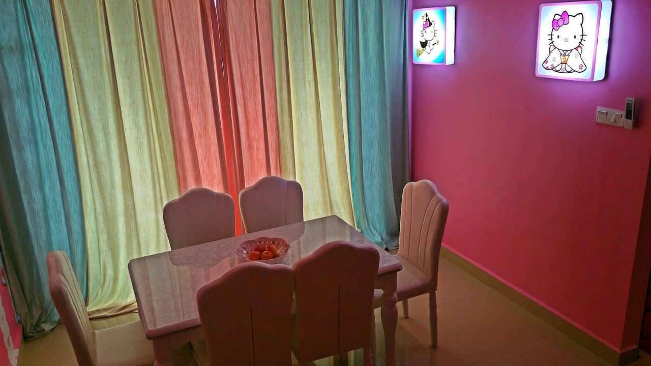 Hello Kitty Signature Suite Сандакан Екстериор снимка