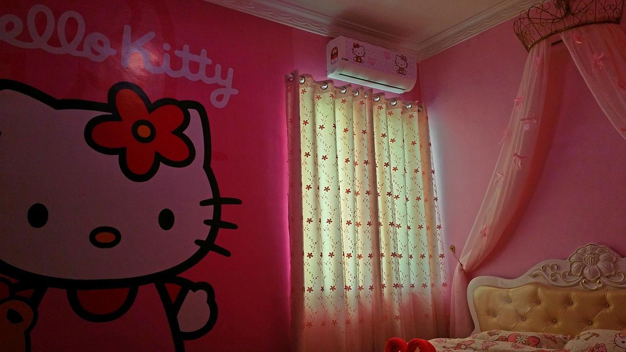 Hello Kitty Signature Suite Сандакан Екстериор снимка